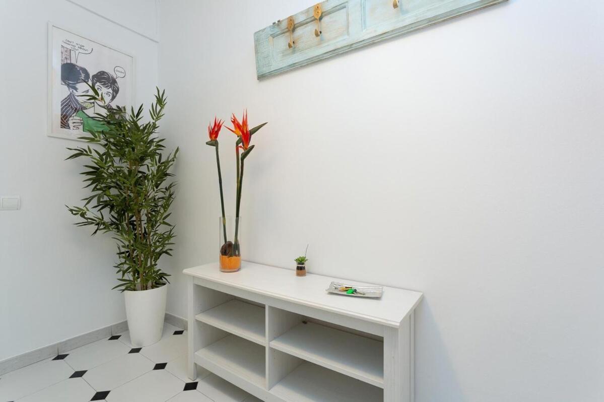 Click&Flat Fira Castelao Apartment L'Hospitalet de Llobregat Exterior photo